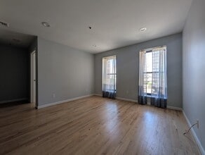 Building Photo - 457 2nd St