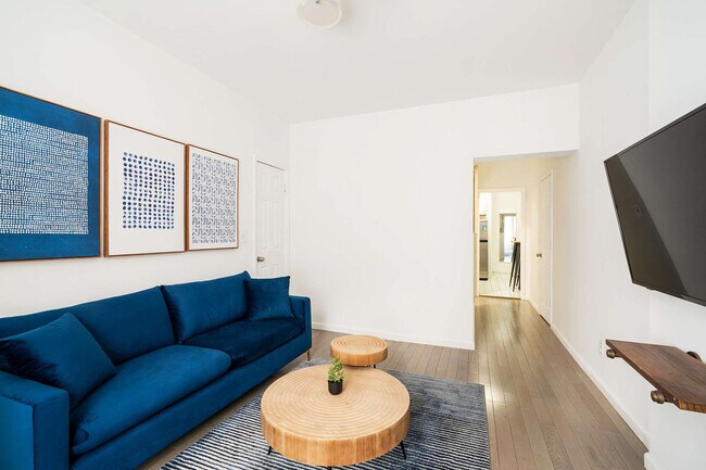 Foto del edificio - 428-430-430 W 47th St