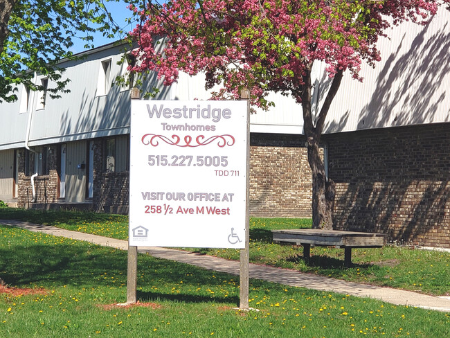 Building Photo - Westridge Townhomes