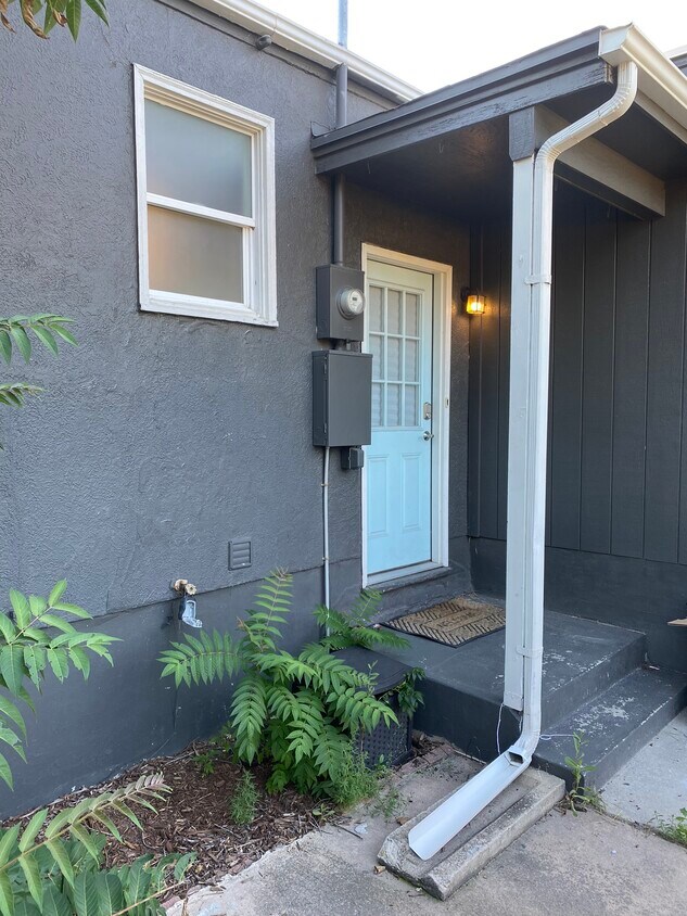 Foto principal - 130 N Meade Ave