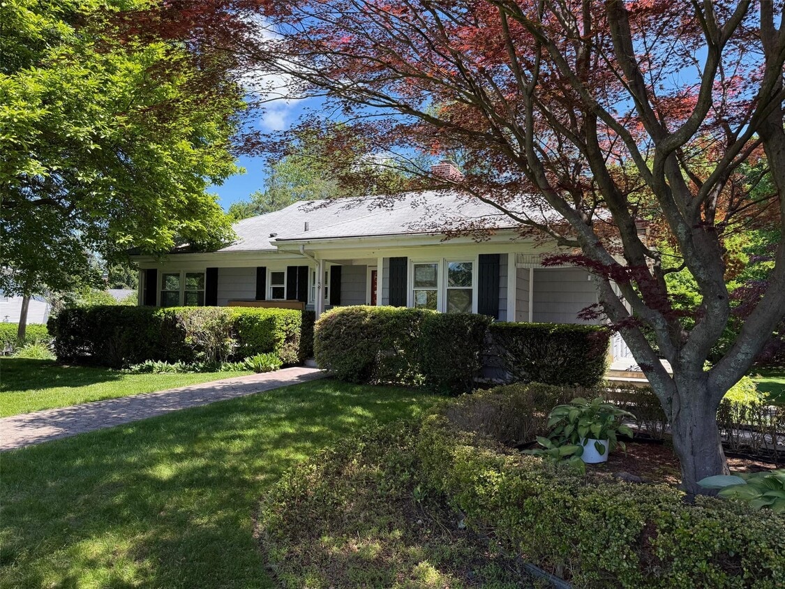 Foto principal - 135 Worthington Rd