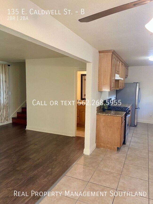 Building Photo - 2 Bedroom 1.5 Bath