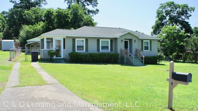 Building Photo - 3 br, 1 bath House - 414 21st Avenue