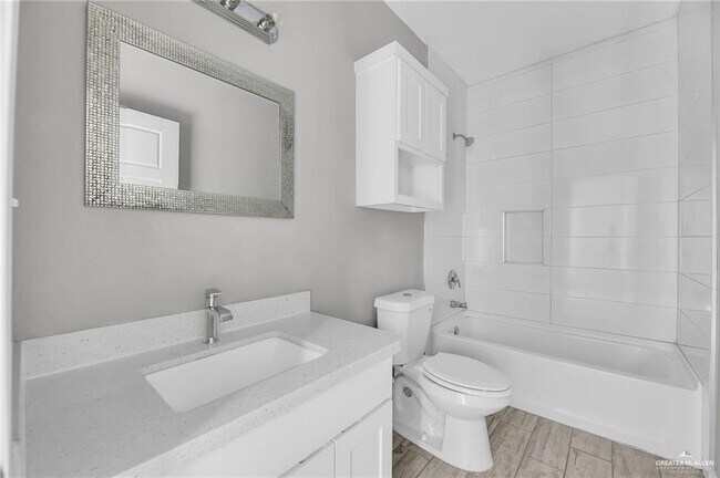 Foto del edificio - 2713 W Primrose Ave