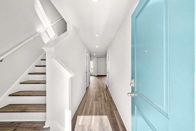 Building Photo - 612 Rd