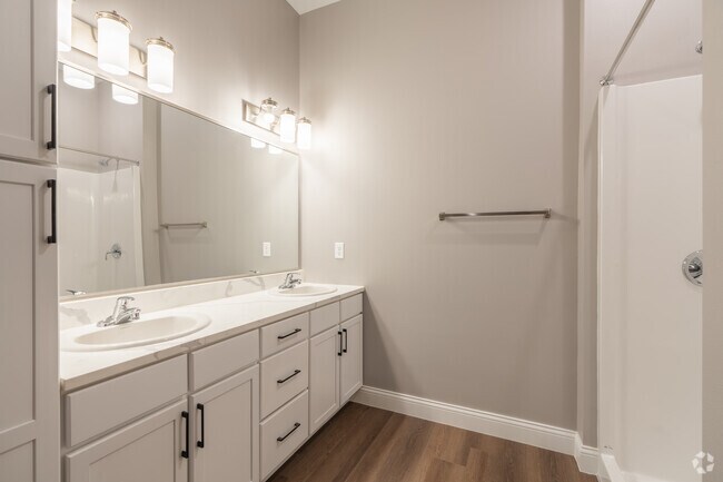 2BR, 2BA - The Elements, LLC