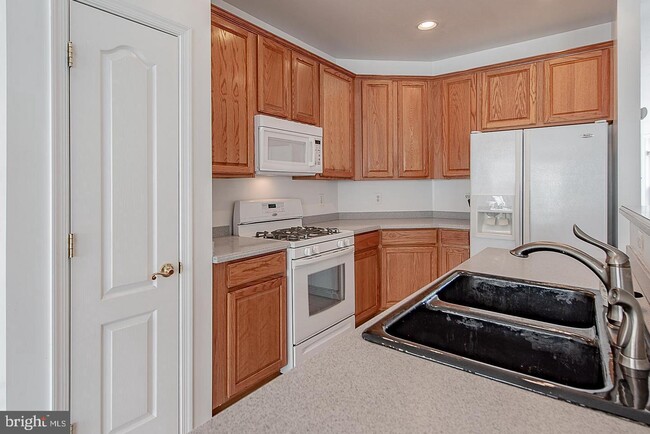 Foto del edificio - 10229 Brighton Ridge Way