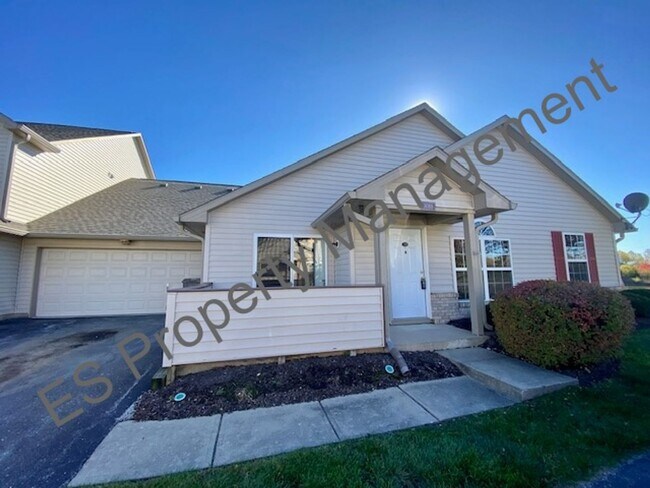 Foto del edificio - Lovely 3 Bedroom 2 Bathroom Ranch Condo wi...
