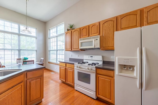 Building Photo - 168 Fountain Grass Cir