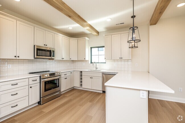 3HAB, 2.5BA - 1,460 ft² - Calusa Townhomes