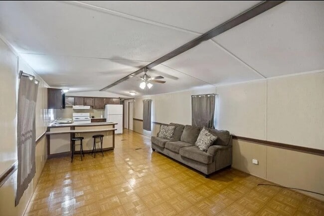 Foto del edificio - 52593 Schiro Rd