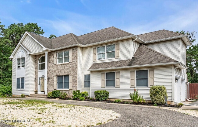 Building Photo - 476 Birch Bark Dr