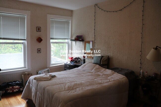 Foto del edificio - 350 Allston St