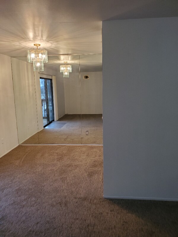 Foto del edificio - 30078 W 12 Mile Rd