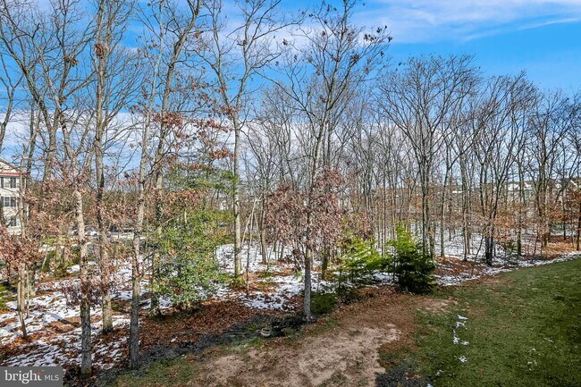 Foto del edificio - 460 Willow Bend Dr