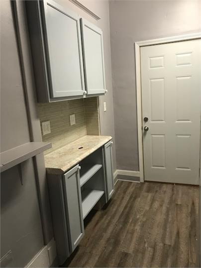 Building Photo - 1215 Peach St