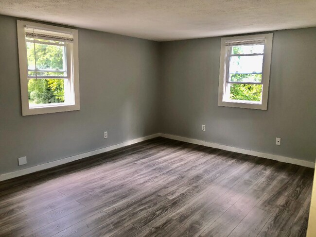 Foto del edificio - 1731 Meyers Ln