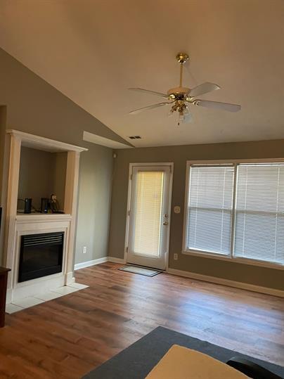 Foto del edificio - 513 Meadowland Ct