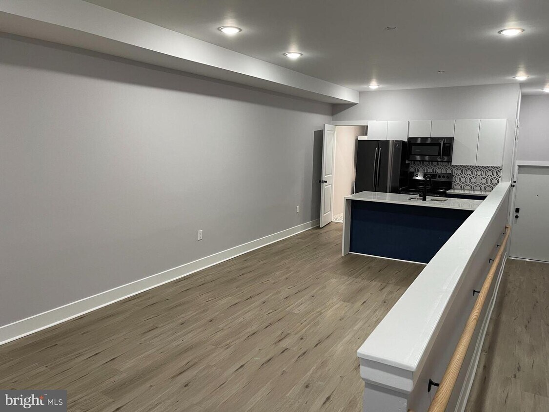 Foto principal - 3936 Haverford Ave