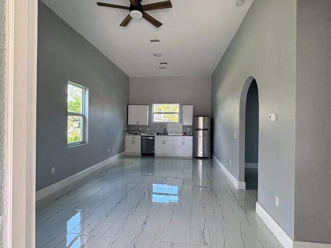 Foto del edificio - 14715 82nd Ln N