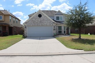 Building Photo - 12418 Greencanyon Dr