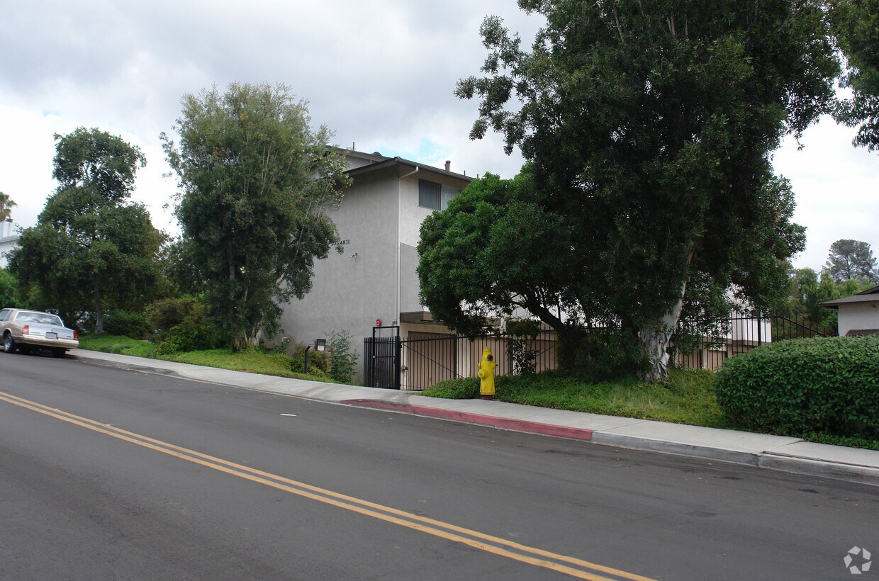 Foto del edificio - 4831 Parks Ave