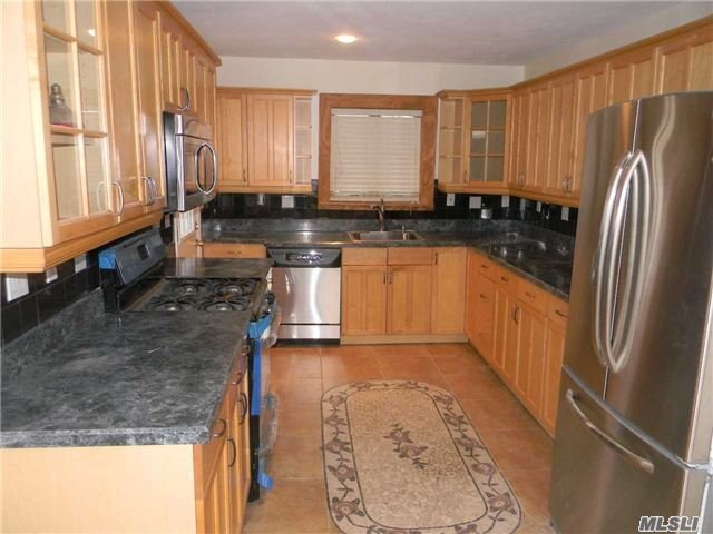 Foto del edificio - 2472 Kerry Ln