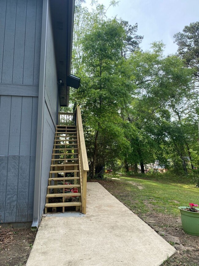 Foto del edificio - 2/1 Quad in Killearn Estates Available 9/1...