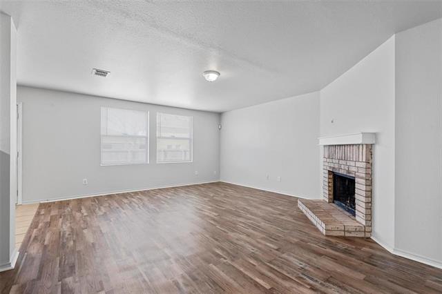 Building Photo - 9120 Quarter Horse Ln