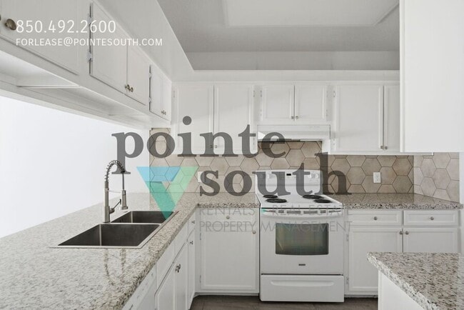 Building Photo - 126 Pine Ridge Trce