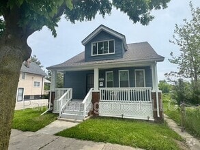Building Photo - 4418 French Rd