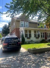 Building Photo - 214 Geddes St