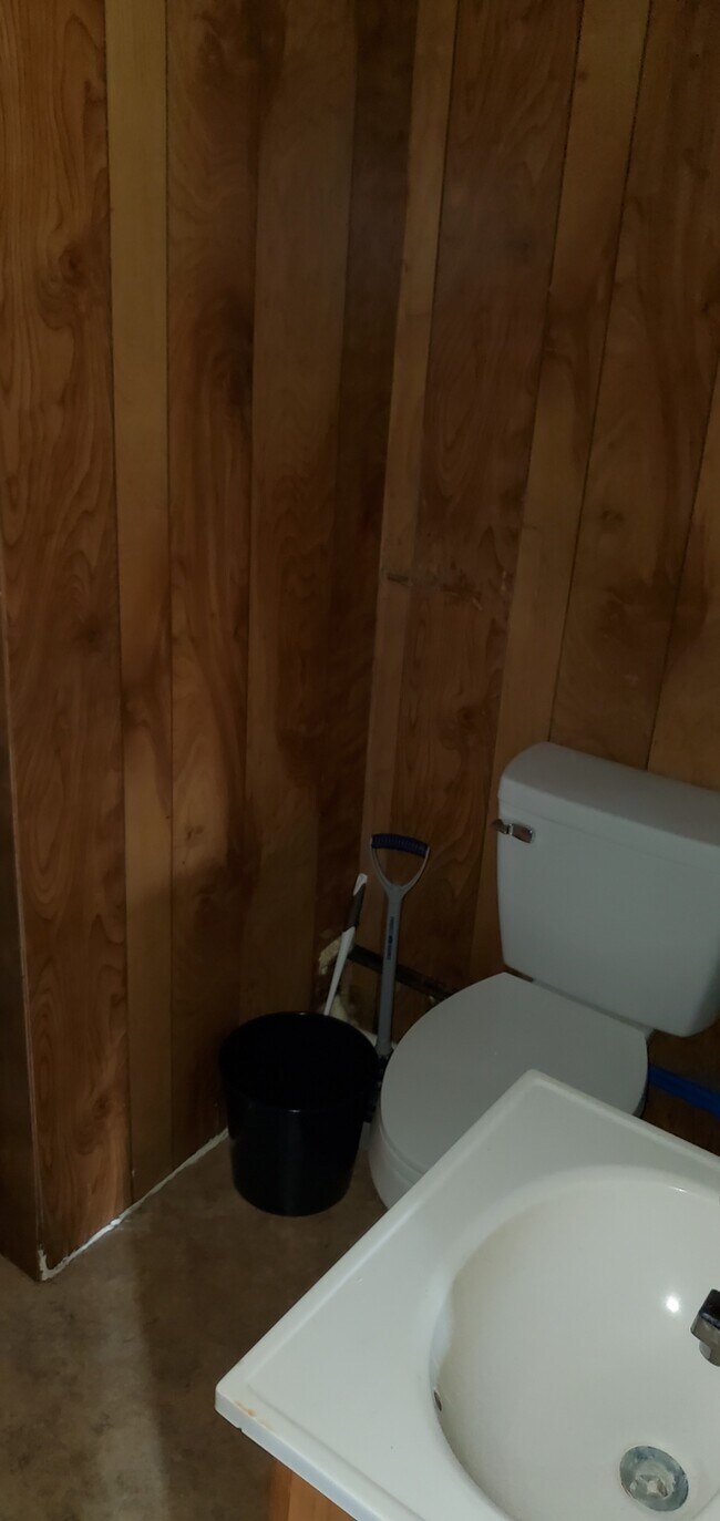 Foto del edificio - 2270 Harper Rd