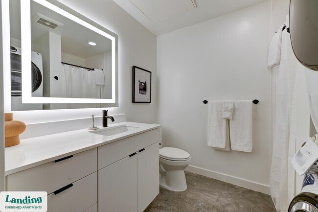 Foto del edificio - 556 E 2100 S