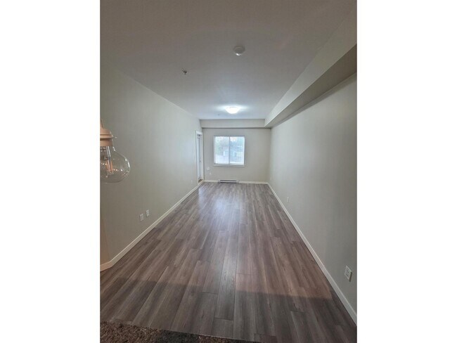 Photo du bâtiment - 13789-1107A 107A Ave