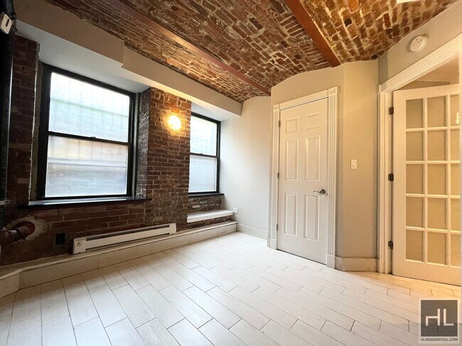 Foto del edificio - East 18th Street
