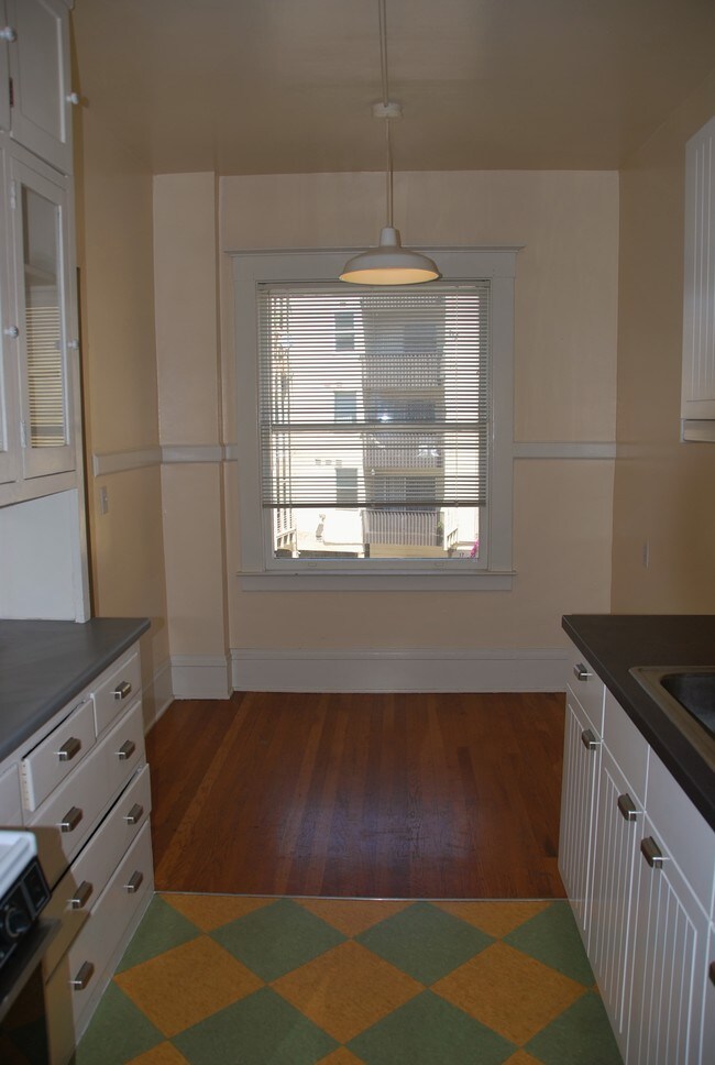 Foto del edificio - 1501 Madison St