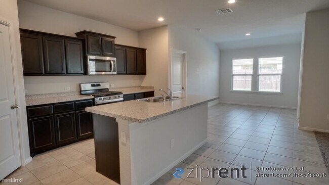 Foto del edificio - 4 br, 2 bath House - 10328 Fort Croghan Tr...