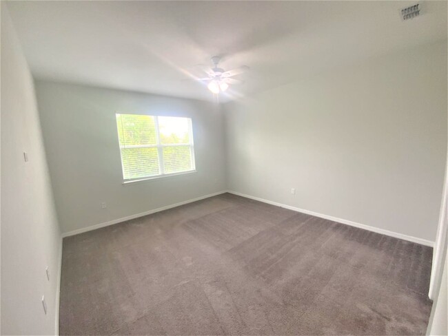 Building Photo - 5625 Beggs Rd