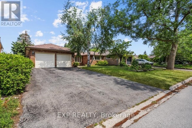 Building Photo - 431 Innisfil St