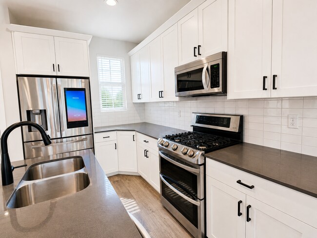 Building Photo - 10743 S Porcini Dr