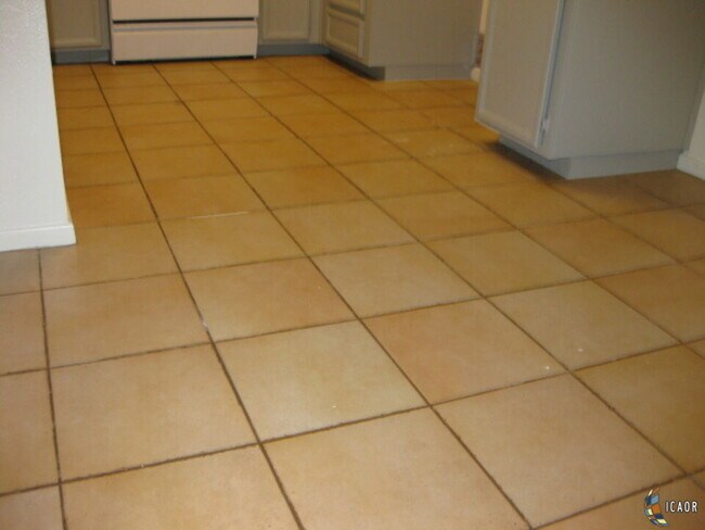 Foto del edificio - 1200 Rodeo Dr