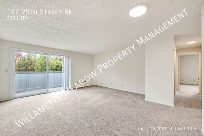 Foto del edificio - 167 25th St NE