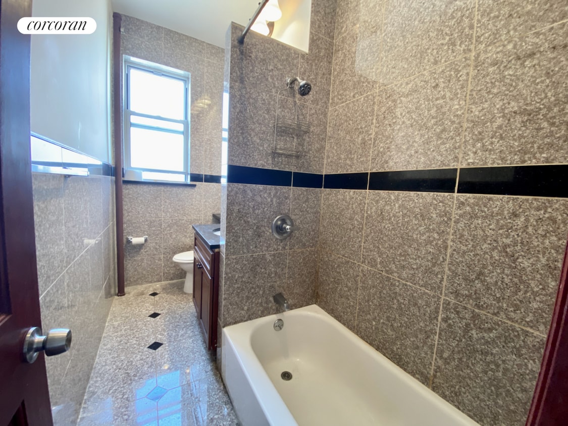 253 Nassau Ave Unit 4R, Brooklyn, NY 11222 Room for Rent in Brooklyn