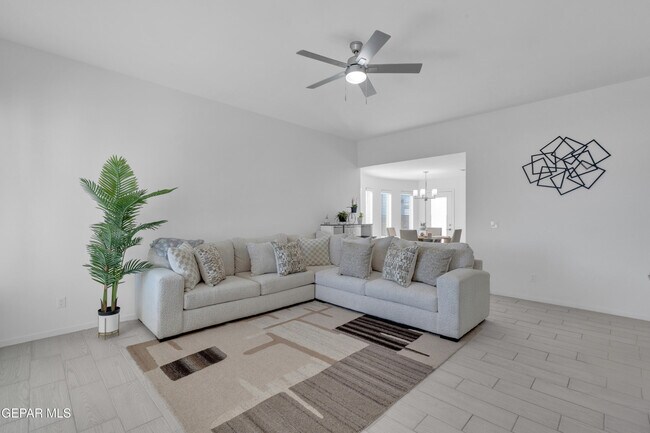 Building Photo - 805 P.º Tranquilo Pl