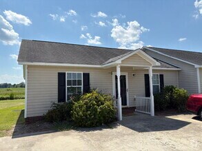 Building Photo - 4676 Weyerhaeuser Rd