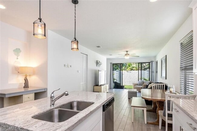 Building Photo - 8793 Madrid Cir