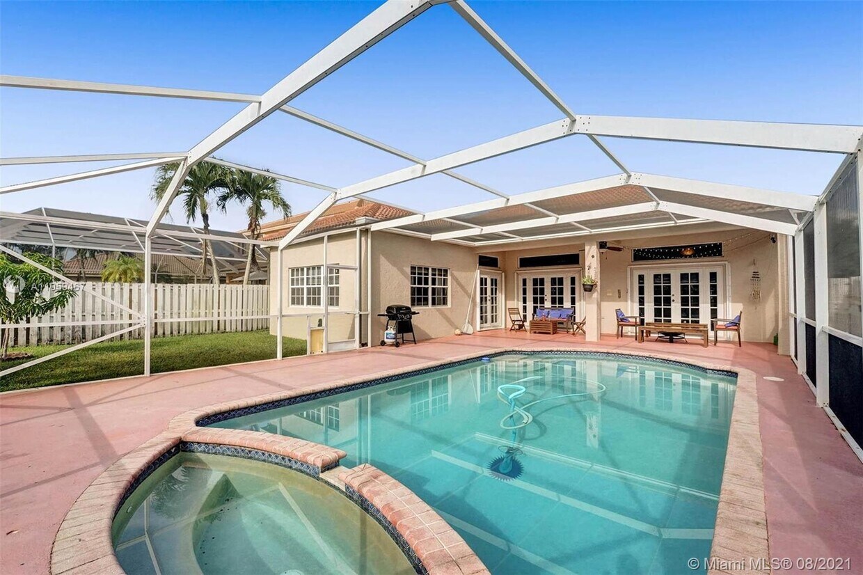 1224 Meadows Blvd, Weston, FL 33327 Condo for Rent in Weston, FL