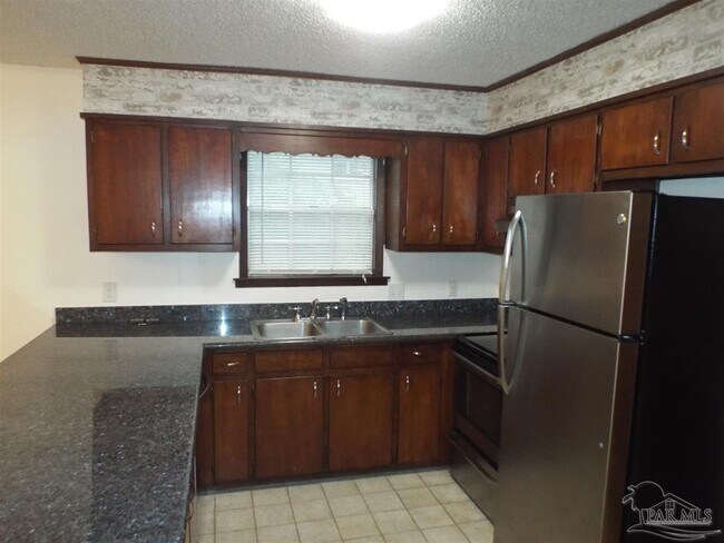 Building Photo - 4830 Yacht Harbor Dr