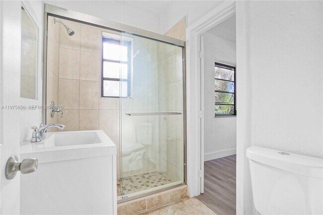 Foto del edificio - 3041 NW 15th St